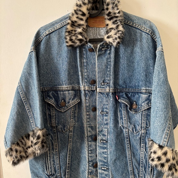 Levis Strauss Jackets & Blazers - Vintage Levi’s 70507 Trucker Jacket with Fur and Stamp